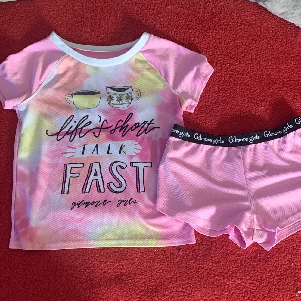 Gilmore Girls pj set. Little kids size 8
